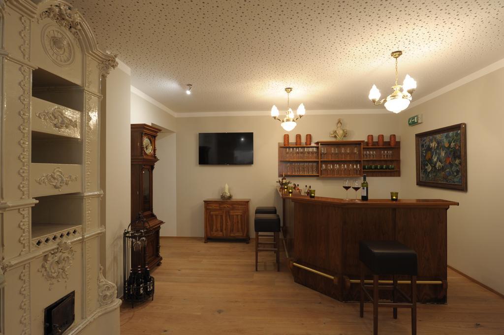 Eee Hotel Perg Екстер'єр фото